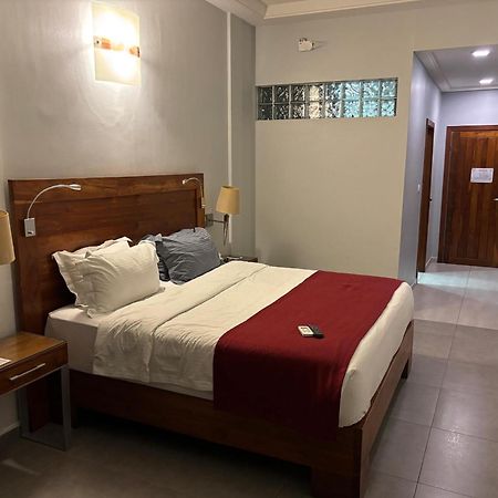Hotel Du Lac Cotonou Dış mekan fotoğraf