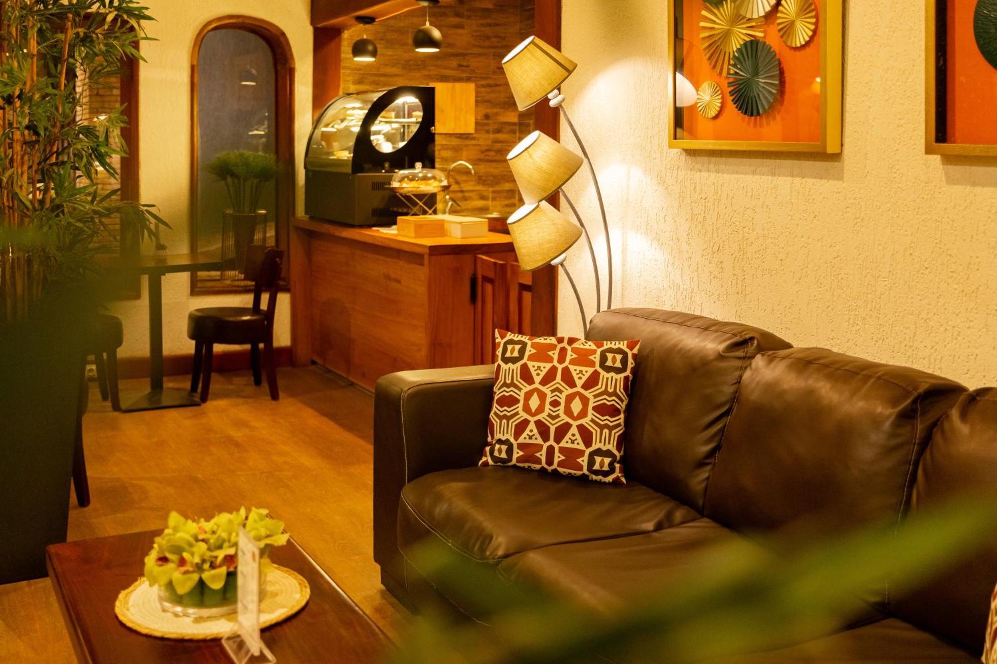 Hotel Du Lac Cotonou Dış mekan fotoğraf