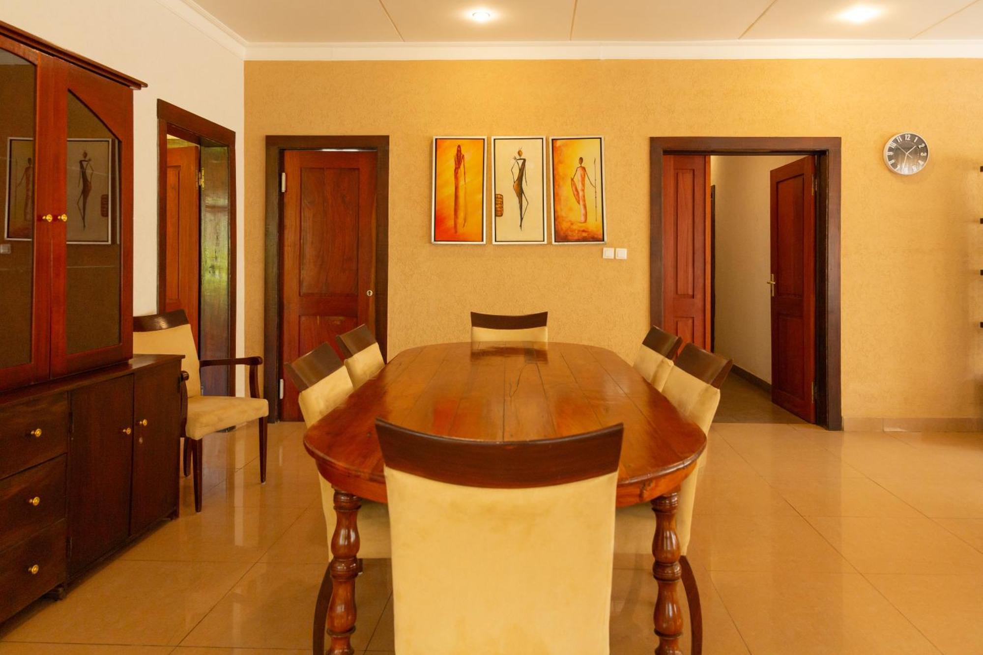 Hotel Du Lac Cotonou Dış mekan fotoğraf