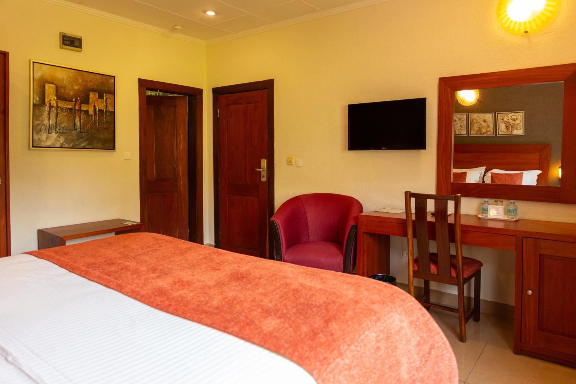 Hotel Du Lac Cotonou Dış mekan fotoğraf