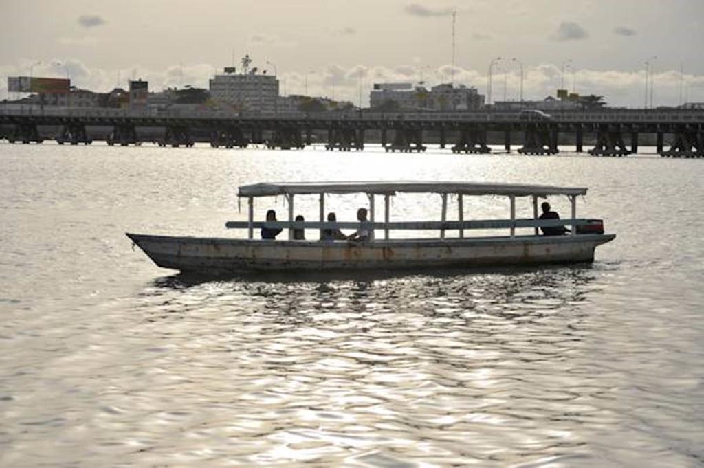 Hotel Du Lac Cotonou Oda fotoğraf